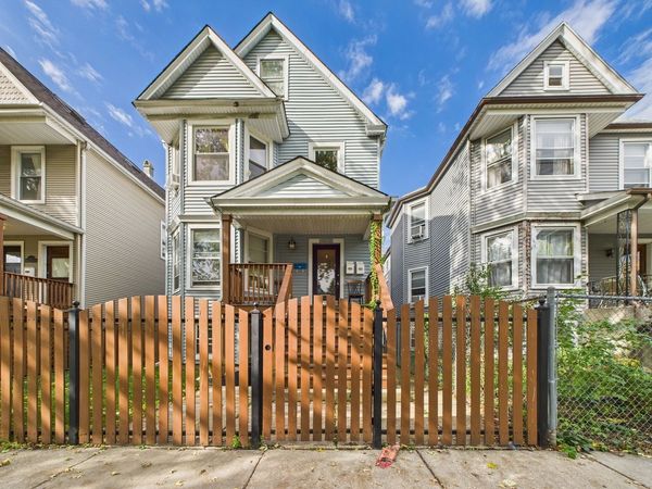 4318 N Albany Avenue, Unit 1, Chicago, IL 60618