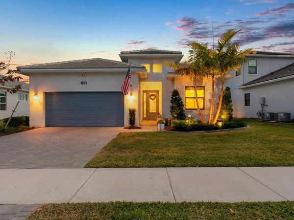 5402 Hutchinson Way, Westlake, FL 33470