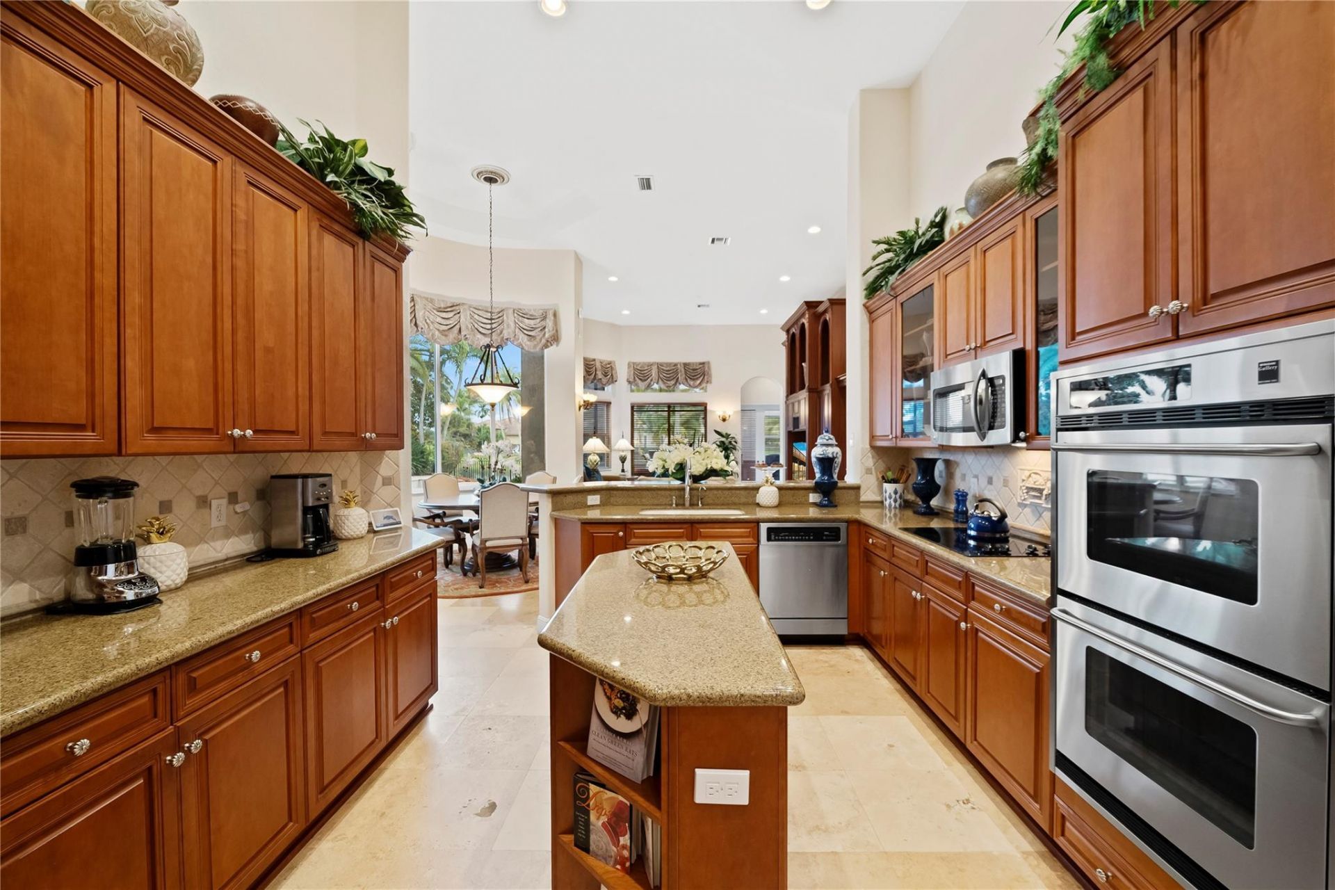 7276 NW 127th Way, Parkland, FL 33076 Photo