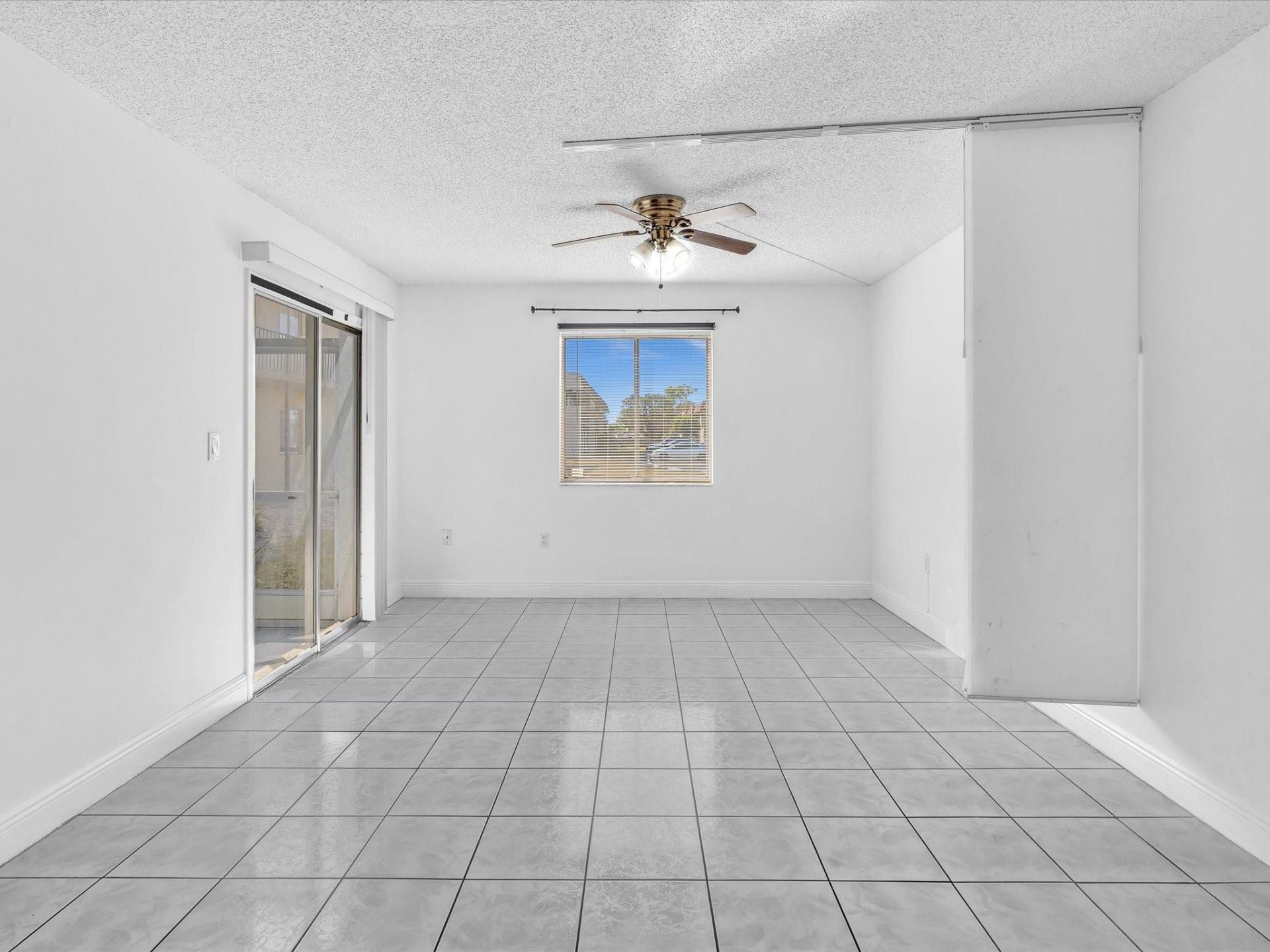 6034 Forest Hill Boulevard, Unit 107, West Palm Beach, FL 33415 Photo
