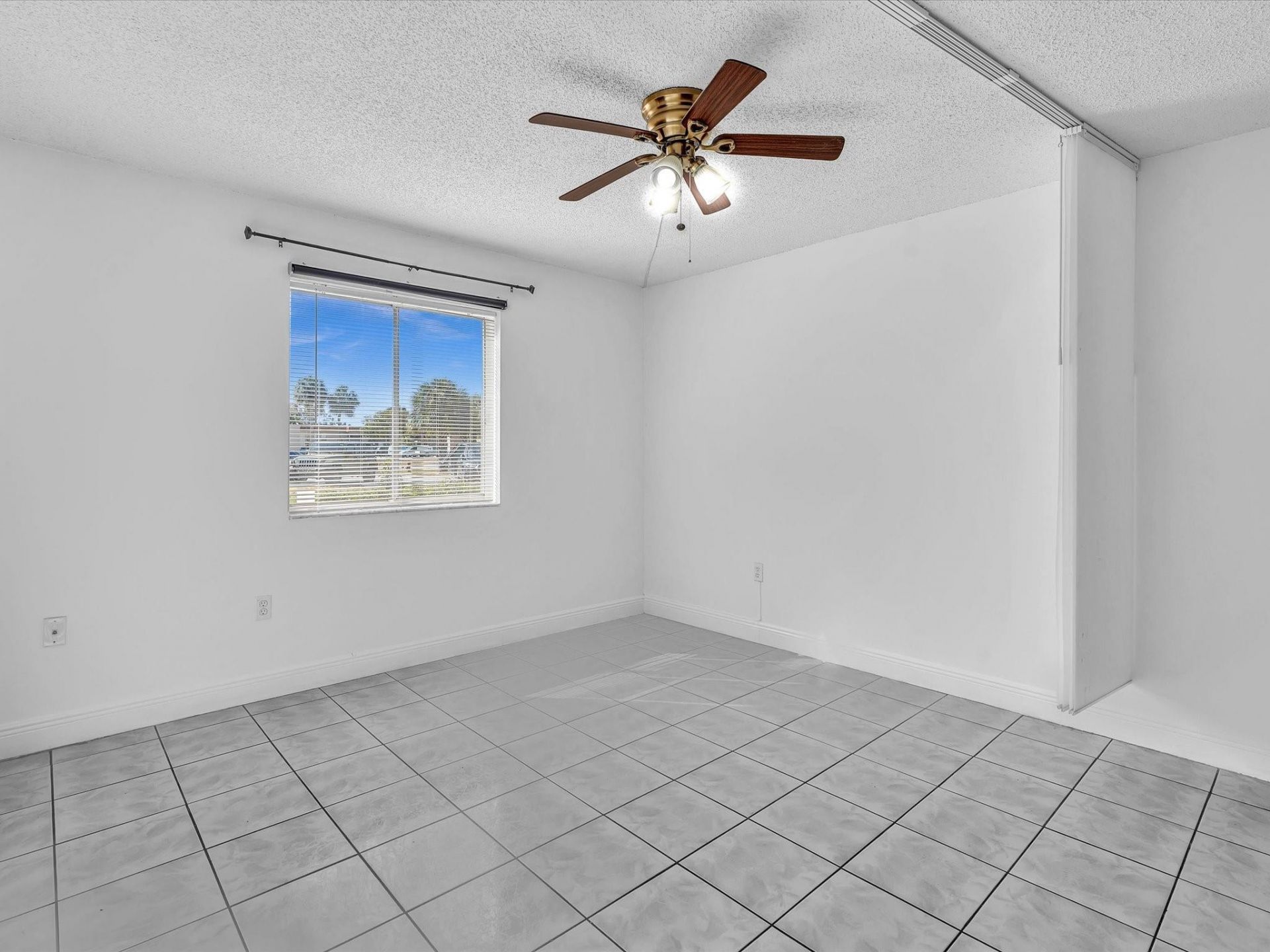 6034 Forest Hill Boulevard, Unit 107, West Palm Beach, FL 33415 Photo