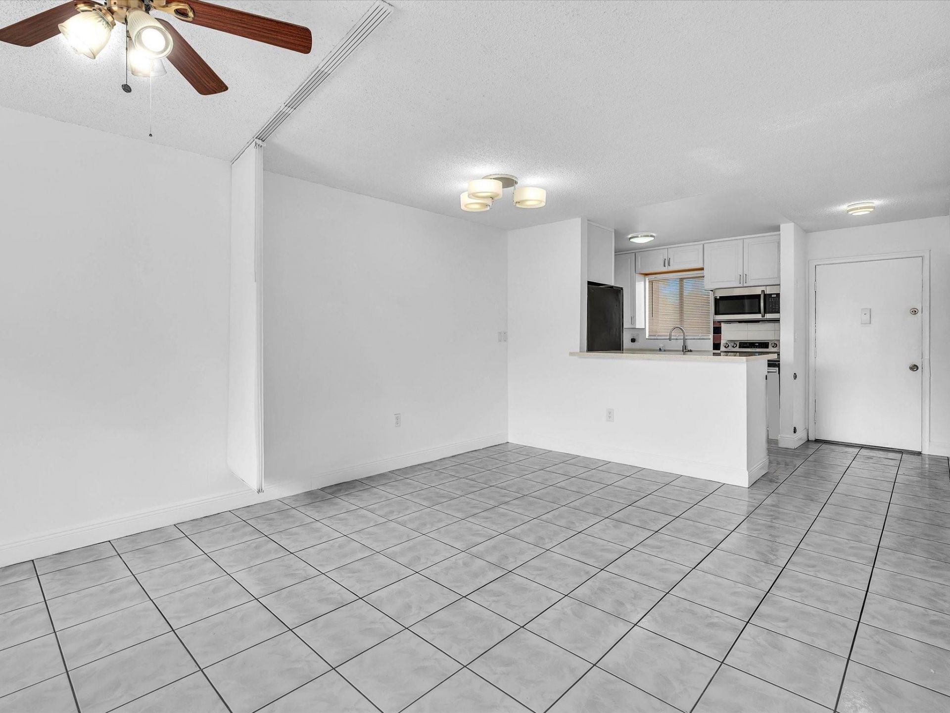 6034 Forest Hill Boulevard, Unit 107, West Palm Beach, FL 33415 Photo
