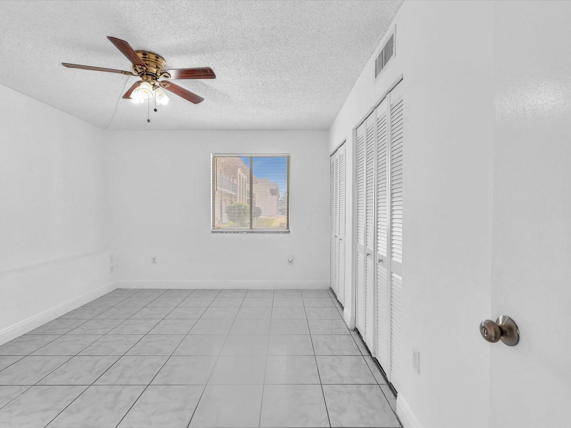 6034 Forest Hill Boulevard, Unit 107, West Palm Beach, FL 33415 Photo
