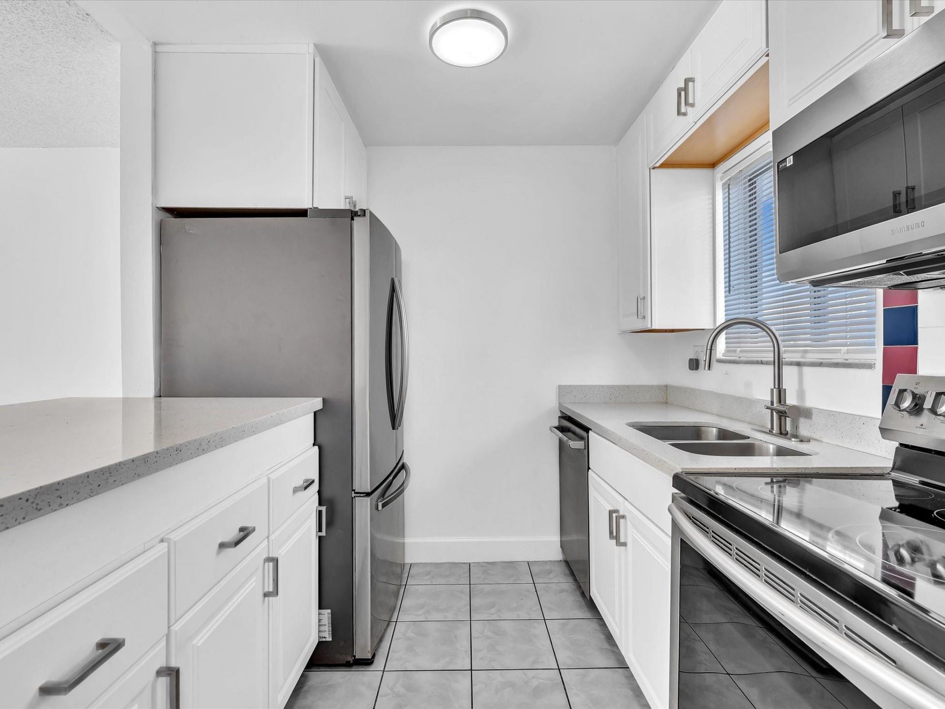 6034 Forest Hill Boulevard, Unit 107, West Palm Beach, FL 33415 Photo
