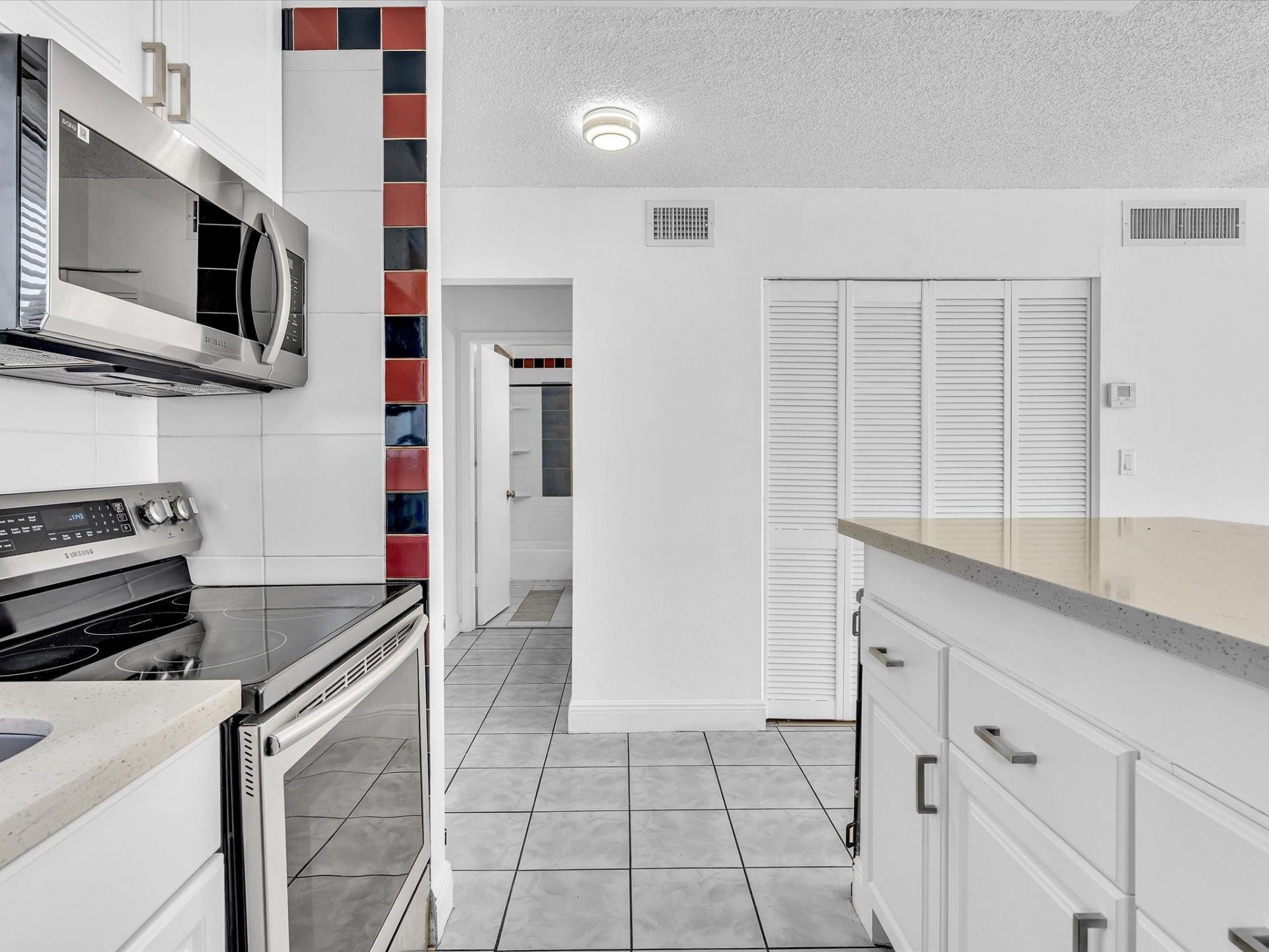 6034 Forest Hill Boulevard, Unit 107, West Palm Beach, FL 33415 Photo