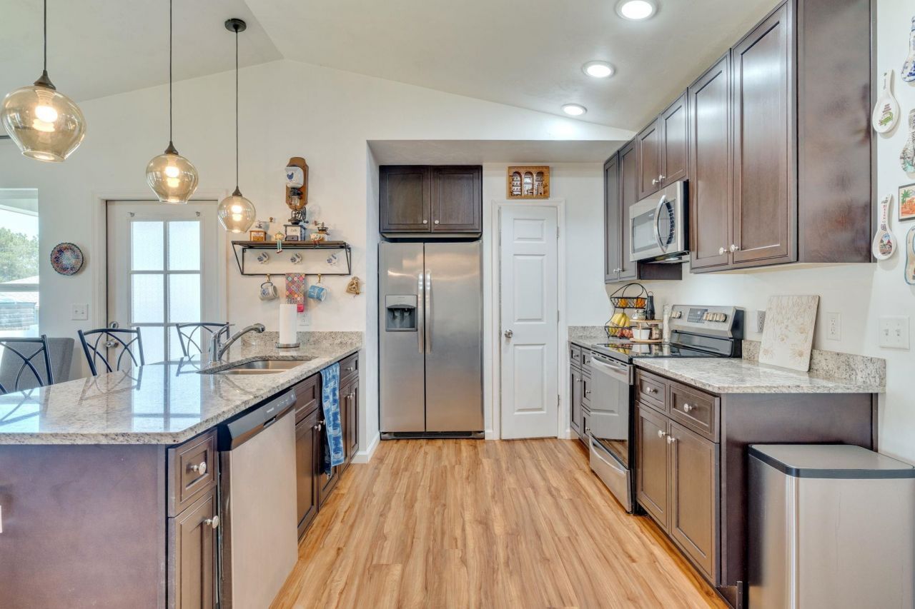 6 Slash Lane , Midway, FL 00000 Photo