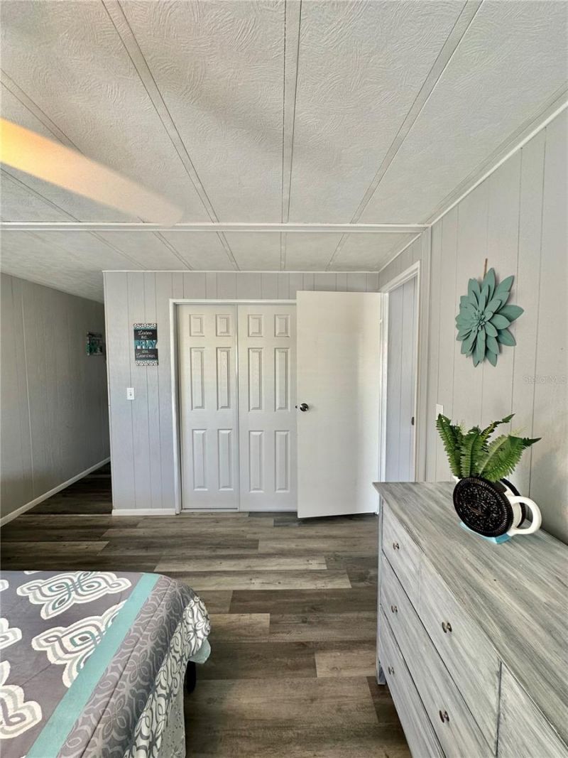 5619 Bayshore Road, Unit 328, Palmetto, FL 34221 Photo