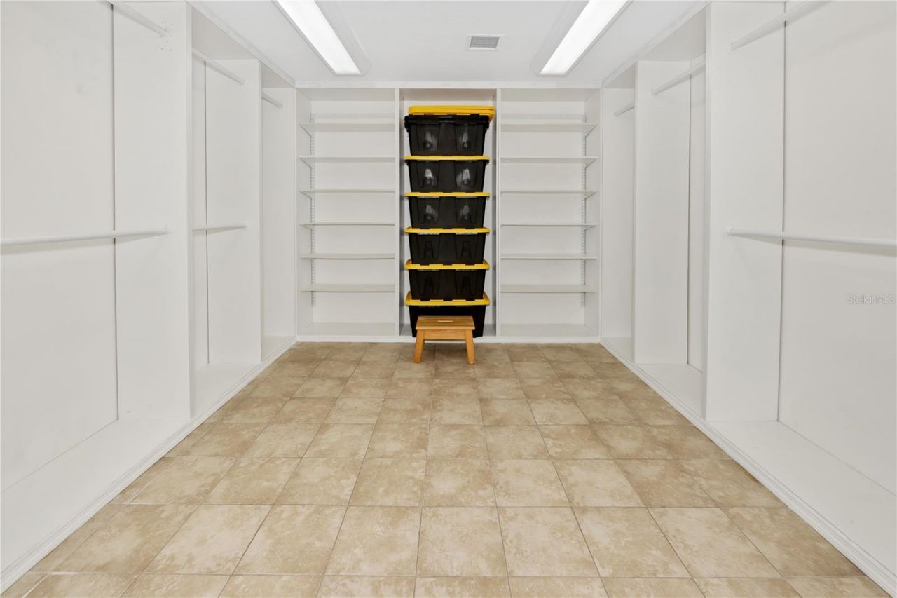 7129 Oakwind Drive, Orlando, FL 32818 Photo