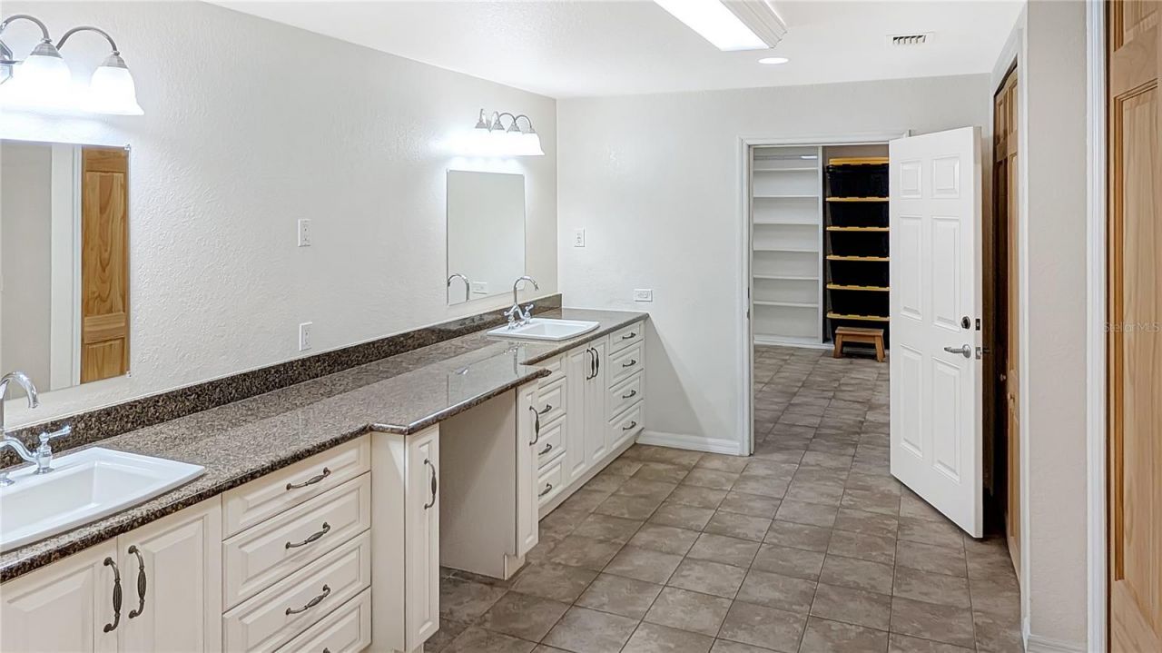 7129 Oakwind Drive, Orlando, FL 32818 Photo