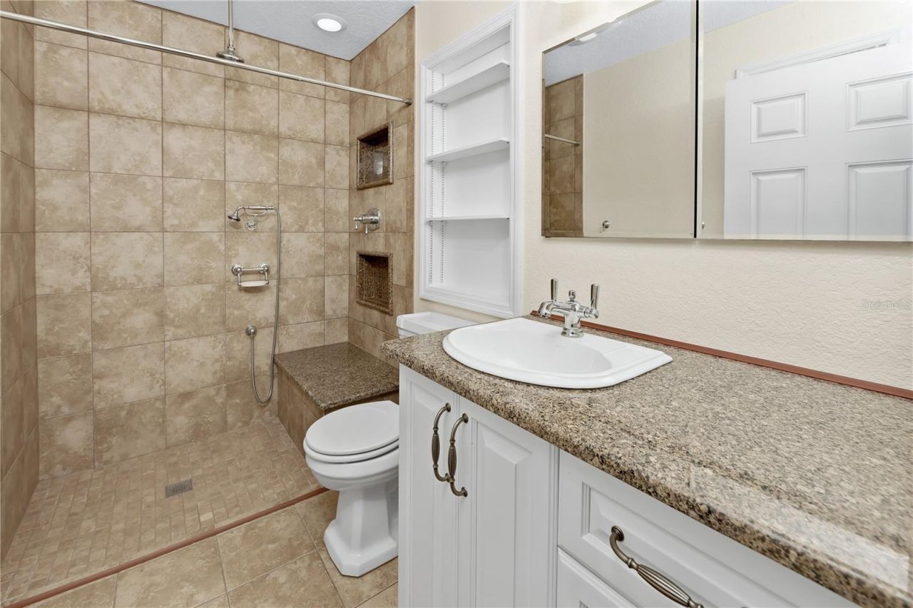 7129 Oakwind Drive, Orlando, FL 32818 Photo