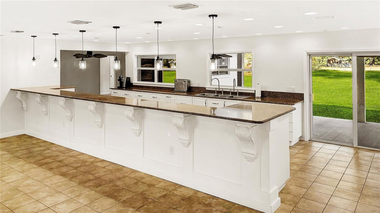 7129 Oakwind Drive, Orlando, FL 32818 Photo