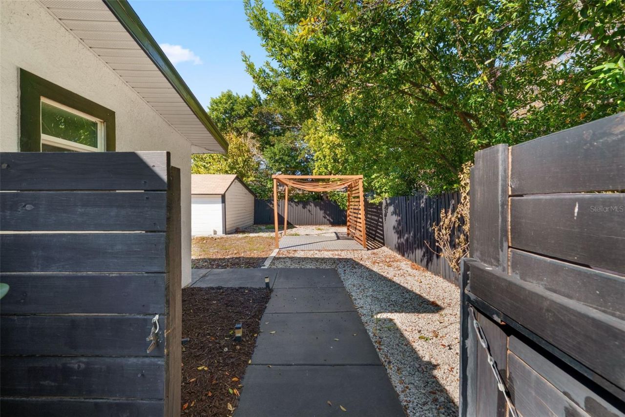 315 S 40th Street S, Saint Petersburg, FL 33711 Photo