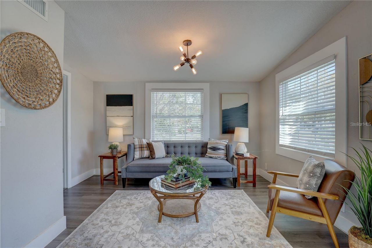 315 S 40th Street S, Saint Petersburg, FL 33711 Photo