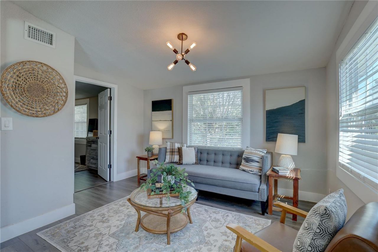 315 S 40th Street S, Saint Petersburg, FL 33711 Photo