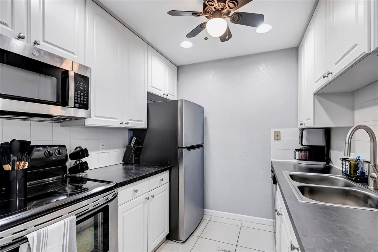 350 79th Avenue N, Unit 238, Saint Petersburg, FL 33702 Photo