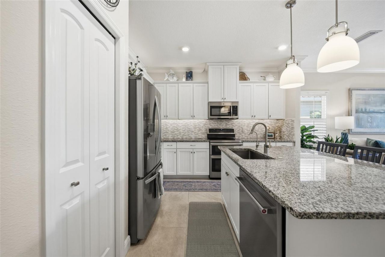 7205 Costa Bella Drive, Bradenton, FL 34209 Photo