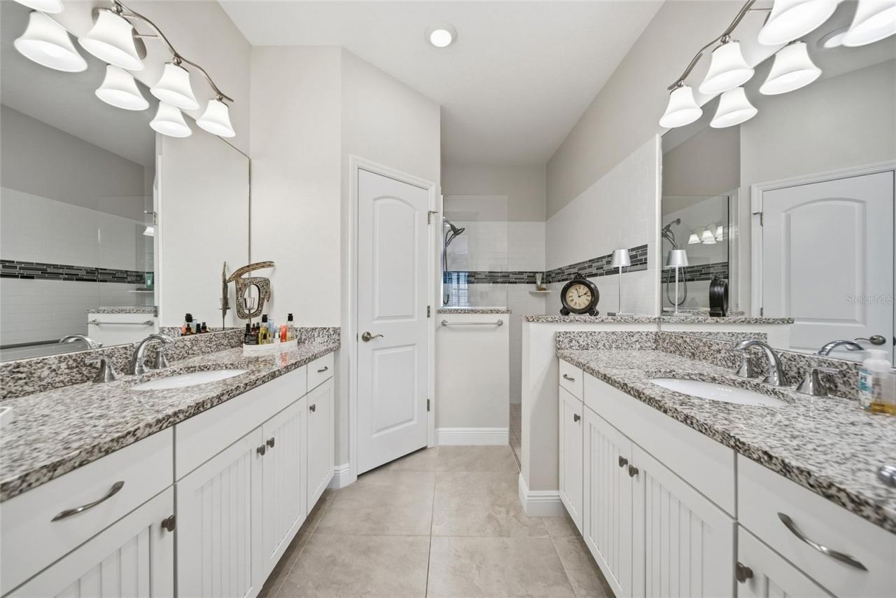 7205 Costa Bella Drive, Bradenton, FL 34209 Photo