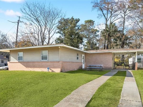 4701 STEPHEN GIRARD Avenue, New Orleans, LA 70126