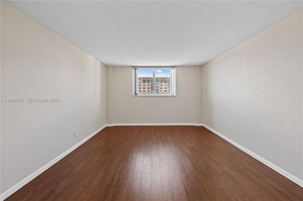 19380 Collins Ave, Unit 1107, Sunny Isles Beach, FL 33160 Photo