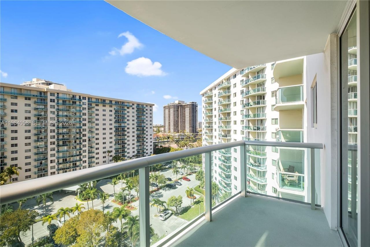 19380 Collins Ave, Unit 1107, Sunny Isles Beach, FL 33160 Photo
