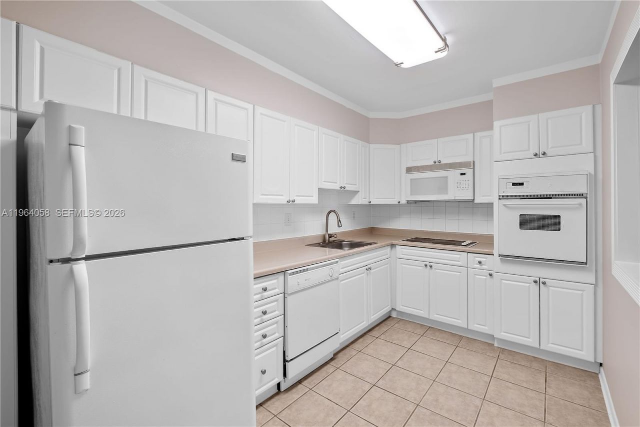 19380 Collins Ave, Unit 1107, Sunny Isles Beach, FL 33160 Photo