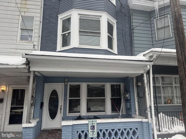11 S WHITE STREET, SHENANDOAH, PA 17976