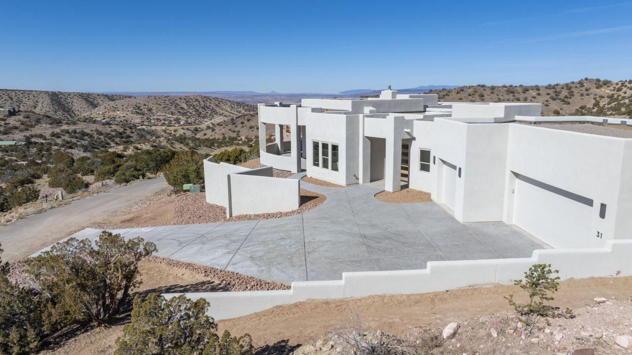31 La Entrada, Placitas, NM 87043 Main Photo