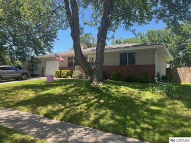 210 Bridger Road, Lincoln, NE 68521
