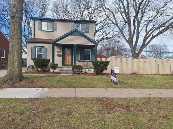 5656 Monroe Street, Dearborn Heights, MI 48125