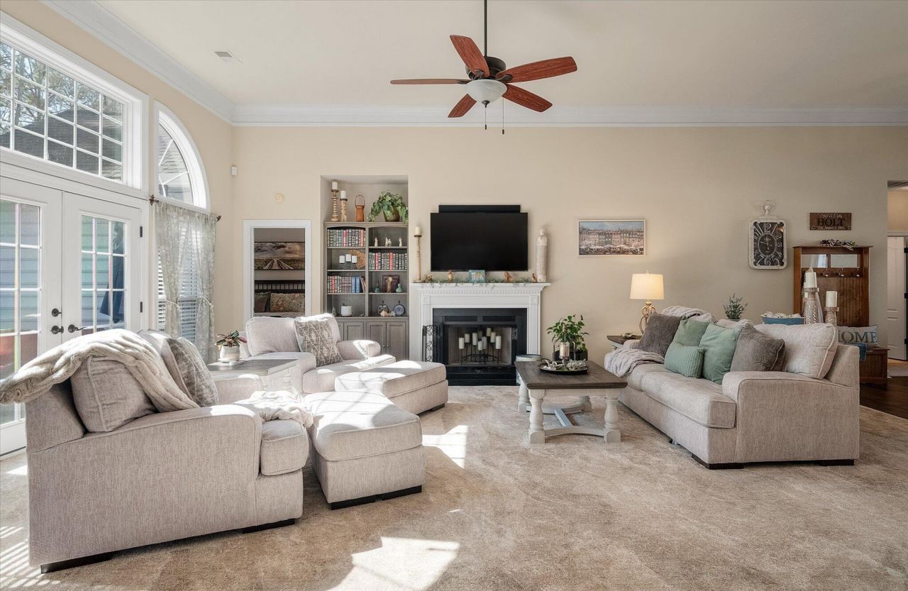 3498 Stockton Drive Photo 6