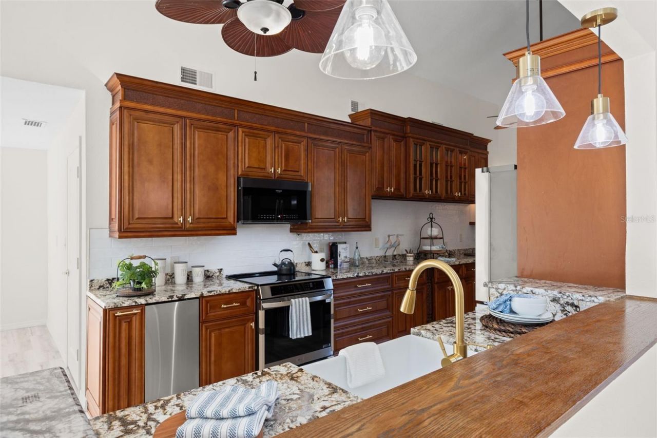 2138 Bayou Drive, Holiday, FL 34691 Photo