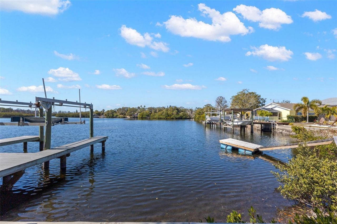 2138 Bayou Drive, Holiday, FL 34691 Photo