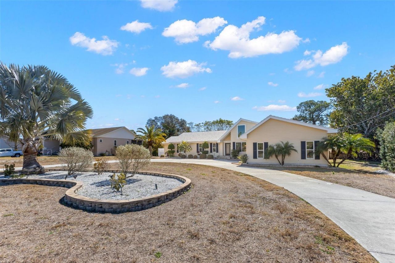 2138 Bayou Drive, Holiday, FL 34691 Photo