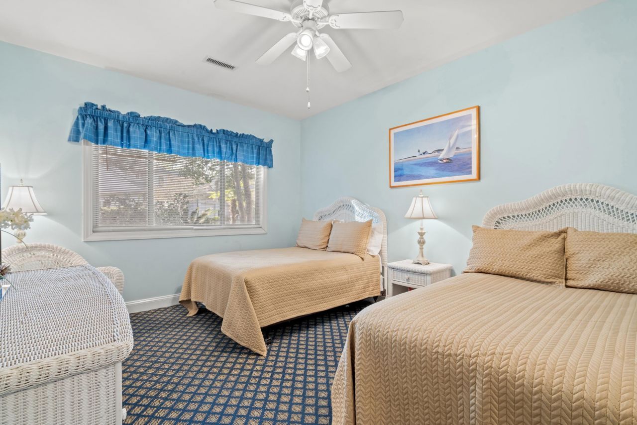 141 Twelve Oaks Dr.  Photo 16