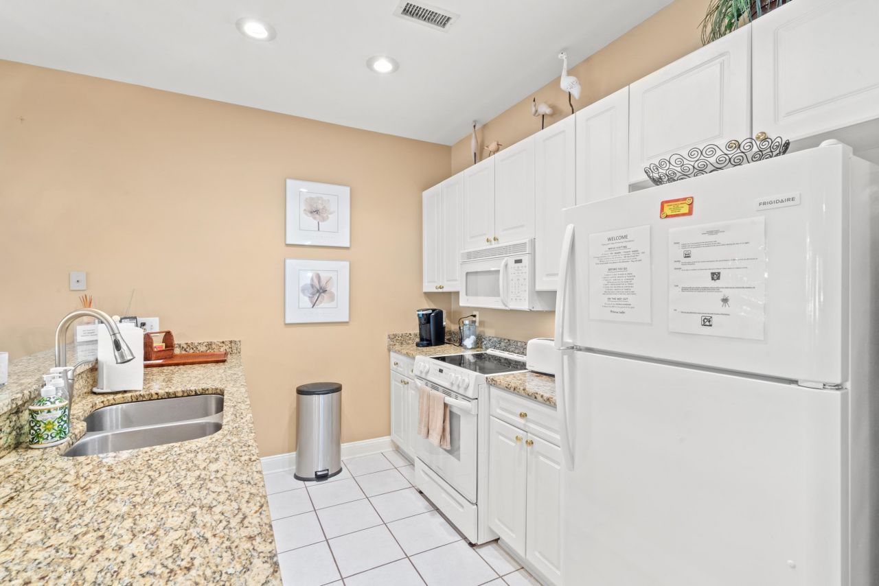 141 Twelve Oaks Dr.  Photo 19