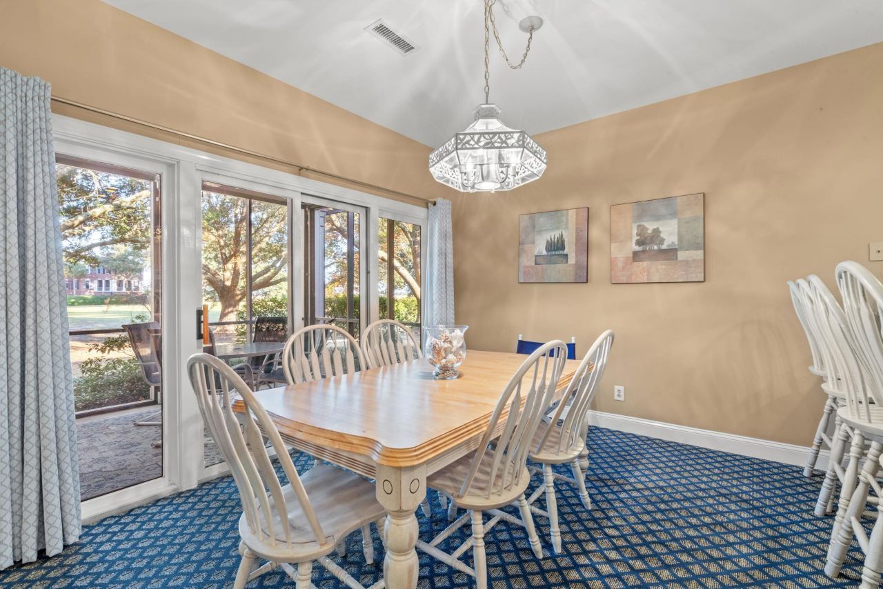 141 Twelve Oaks Dr.  Photo 21