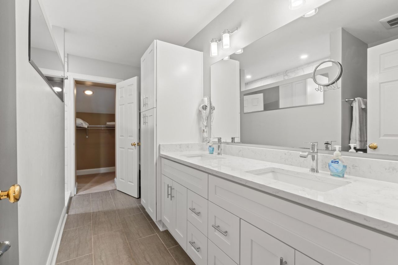 141 Twelve Oaks Dr.  Photo 5