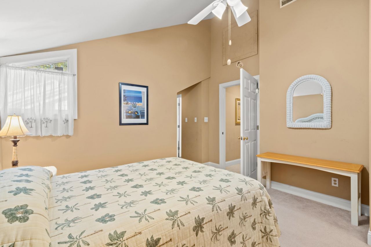 141 Twelve Oaks Dr.  Photo 7