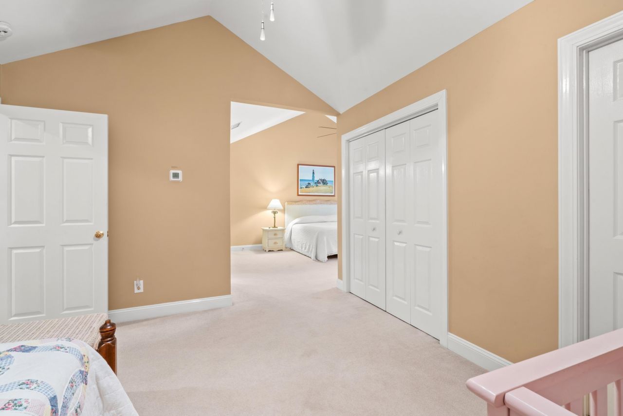 141 Twelve Oaks Dr.  Photo 8