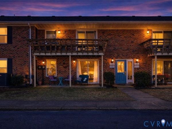 1020 Barclay Square , Virginia Beach, VA 23451