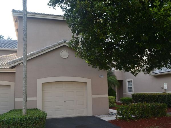 1935 Madeira Dr, Unit 1935, Weston, FL 33327