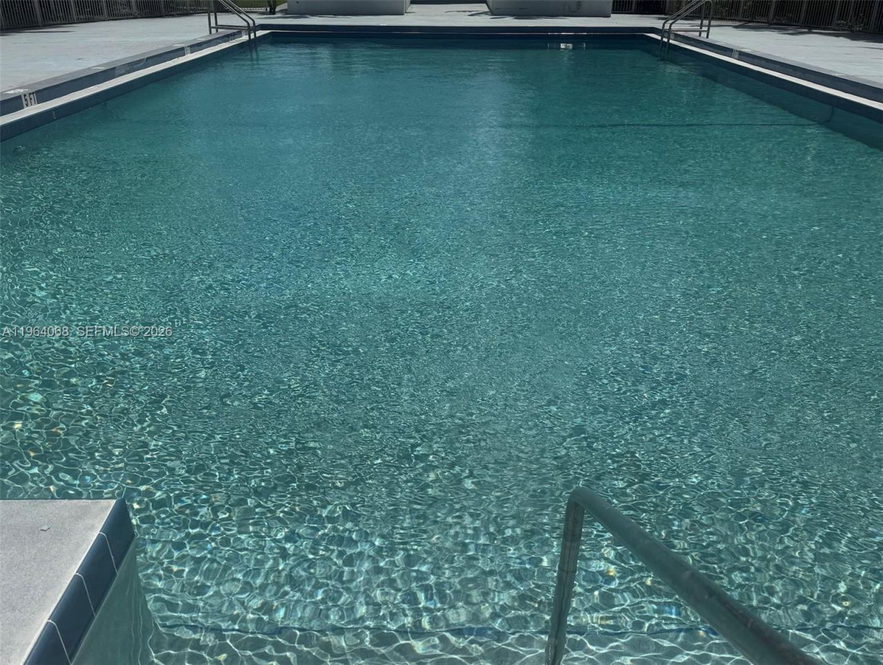 494 NW 165th St Rd, Unit C-508, Miami, FL 33169 Photo