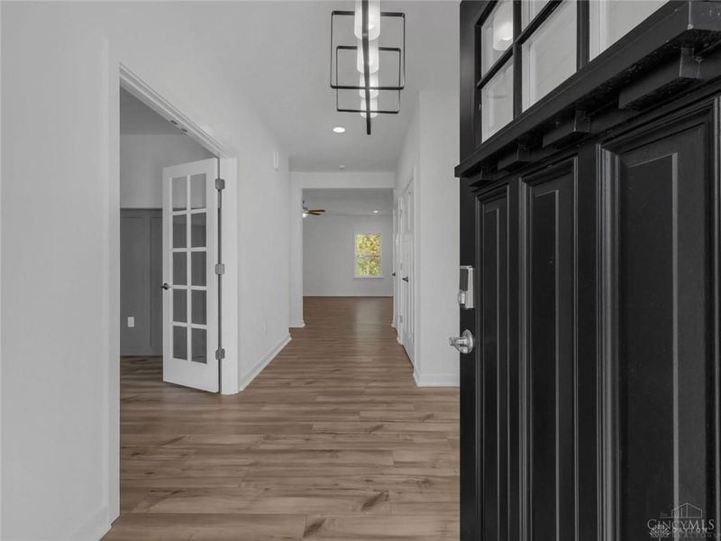 8705 Quietwood Lane, Cleves, OH 45002 Photo 4