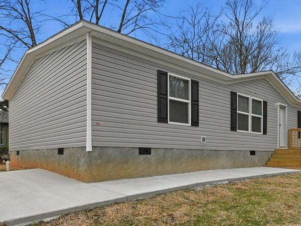 1003 Magnolia Street, Rossville, GA 30741