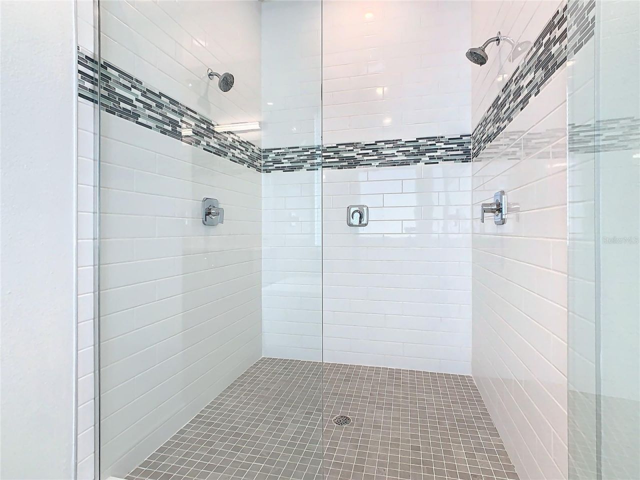 2125 Pine Oak Loop, Davenport, FL 33837 Photo