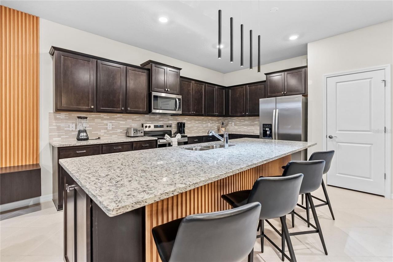 15969 Cape Coral Loop, Clermont, FL 34714 Photo