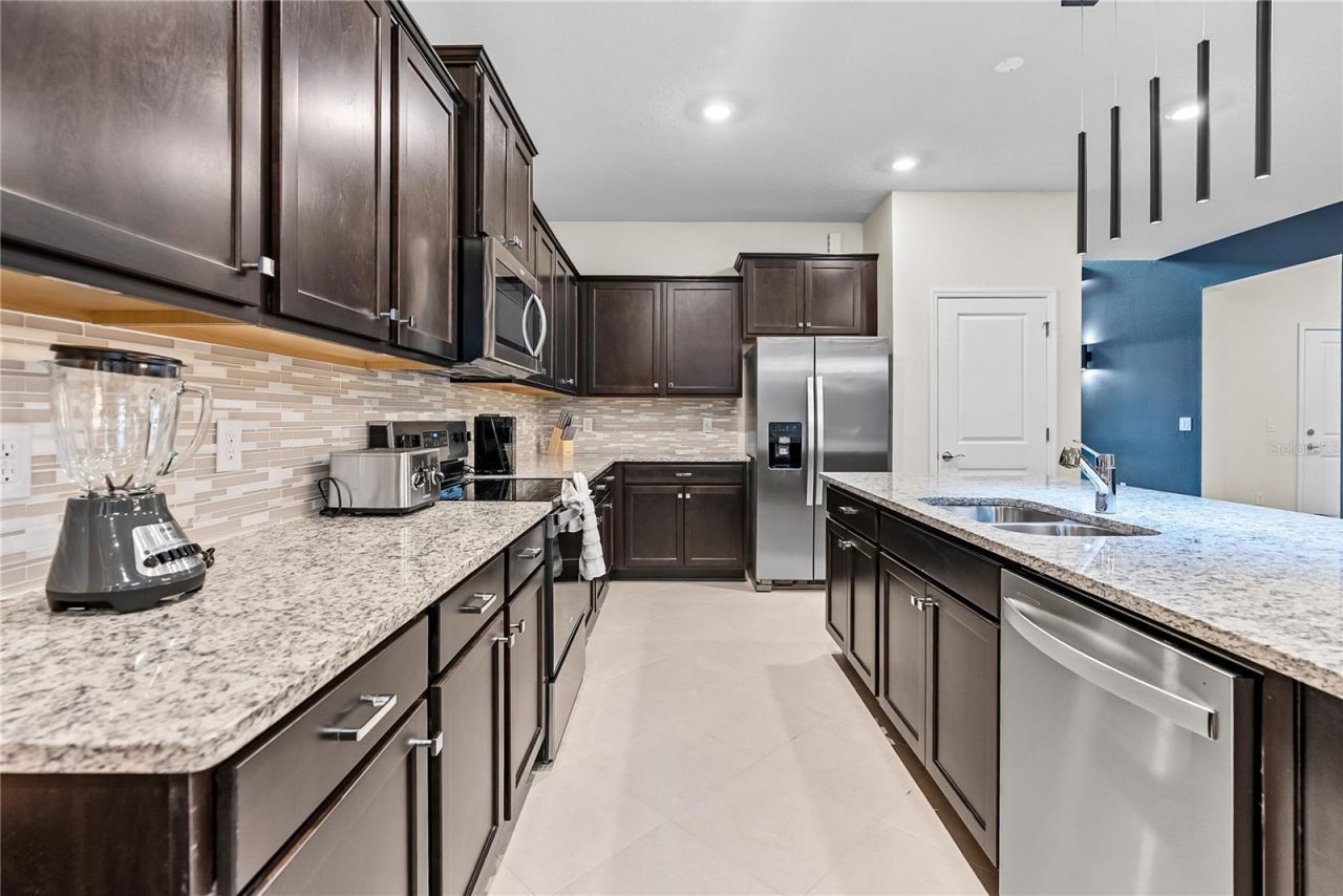 15969 Cape Coral Loop, Clermont, FL 34714 Photo