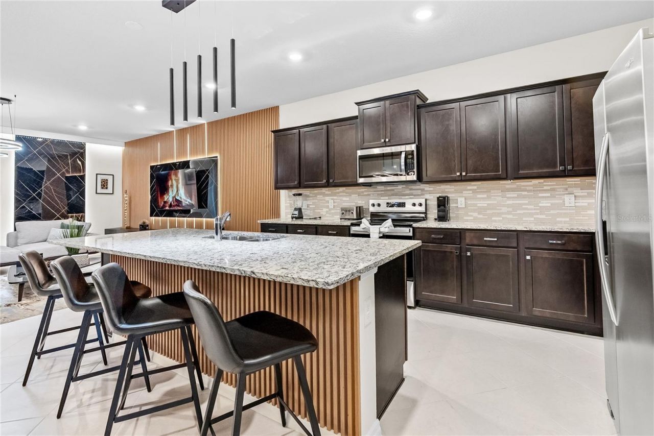 15969 Cape Coral Loop, Clermont, FL 34714 Photo