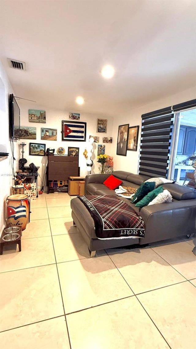 2800 NW 173rd Ter , Miami Gardens, FL 33056 Photo