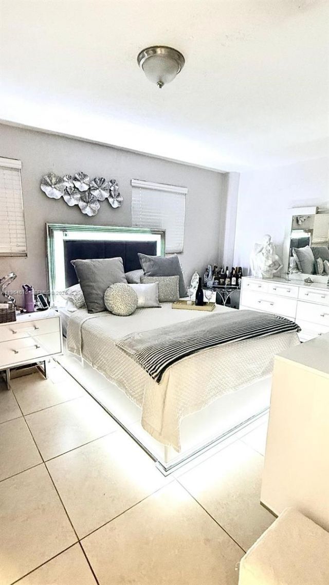 2800 NW 173rd Ter , Miami Gardens, FL 33056 Photo